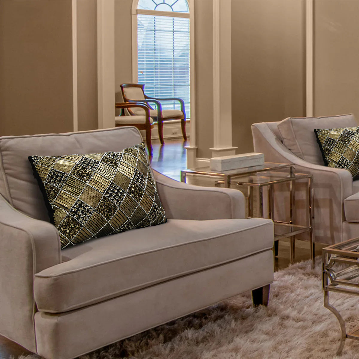 Decoratiev Throw Pillows