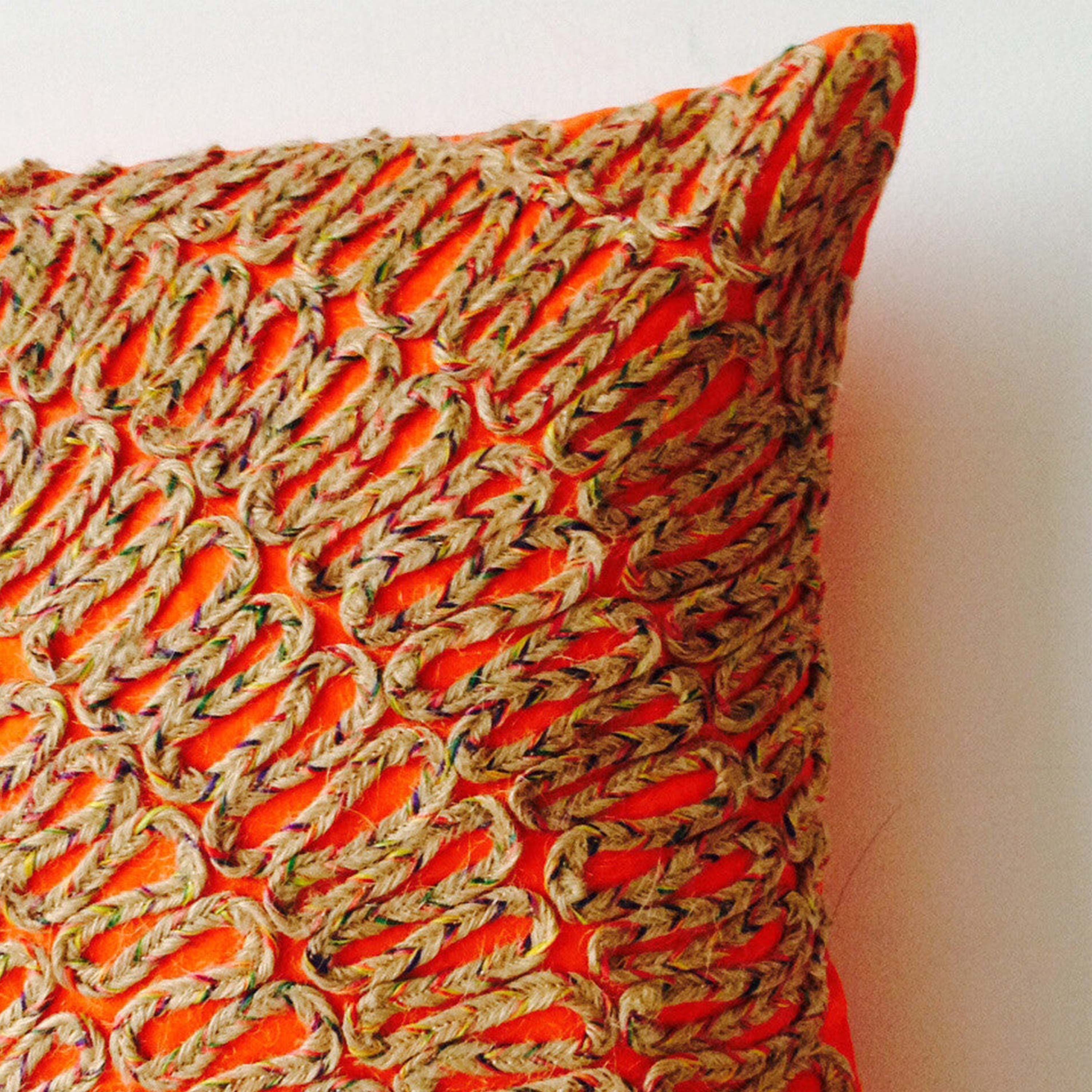 Throw Pillows -Orange Tan Dori Pillows -Burlap Pillow -Burlap Embroidered Orange Silk Pillows -Decorative Pillows -Tan Cushion -Gift -18x18
