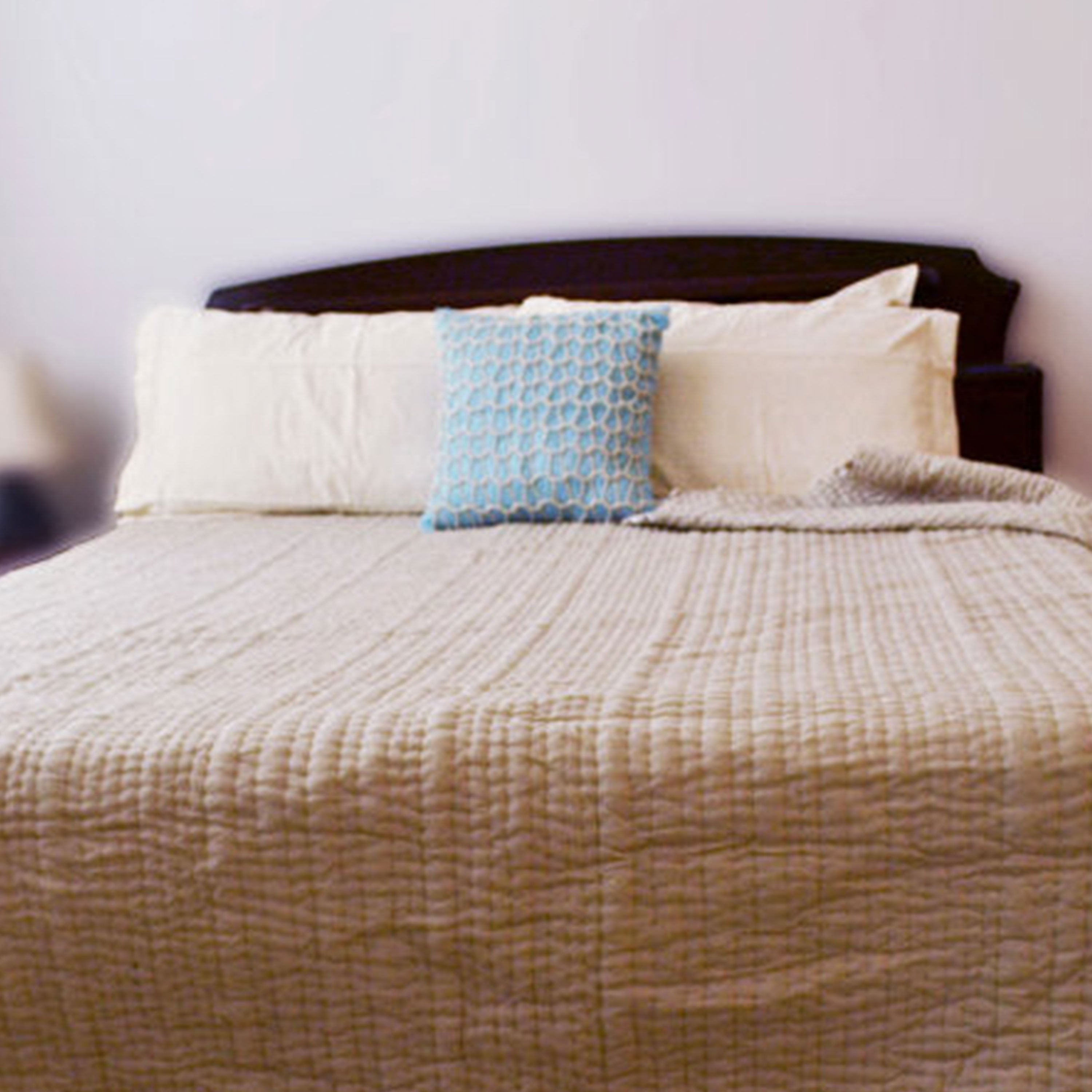 Reversible Double Quilt with 100% Cotton Batting