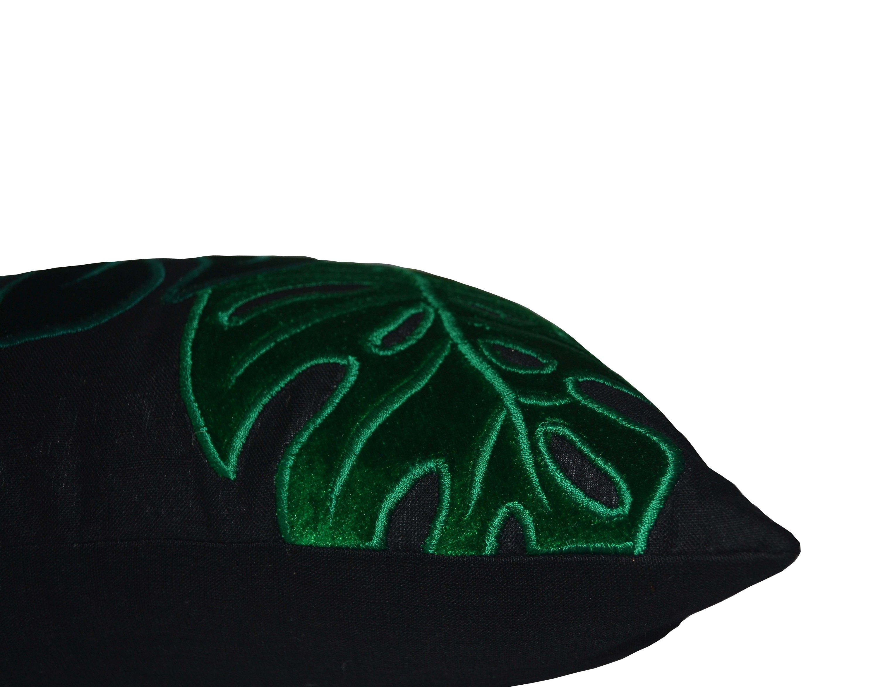 Amore Beaute Black Linen With green TropicalLeaves