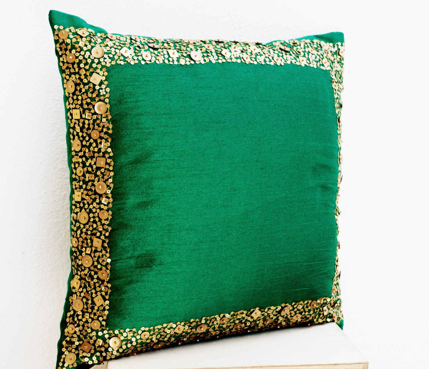 Emerald green decorative clearance pillows