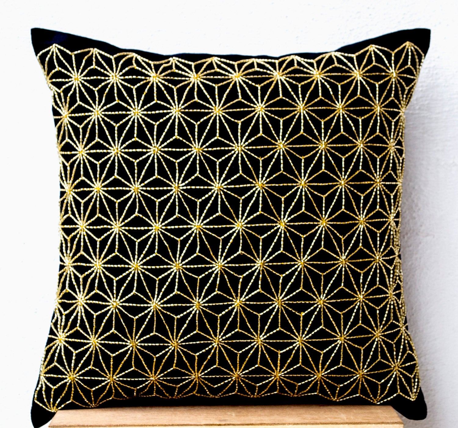 Handmade gold hemp leaf embroidery pillow case
