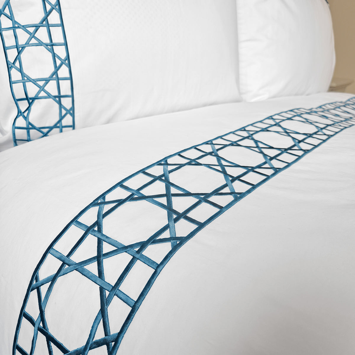Embroidered Duvet Cover With Shams, Basket Weave Bedding