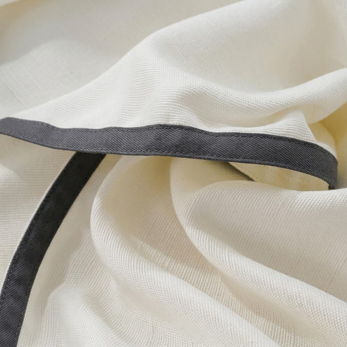 Box Pleat Table Skirt With Pleated Trim Edge