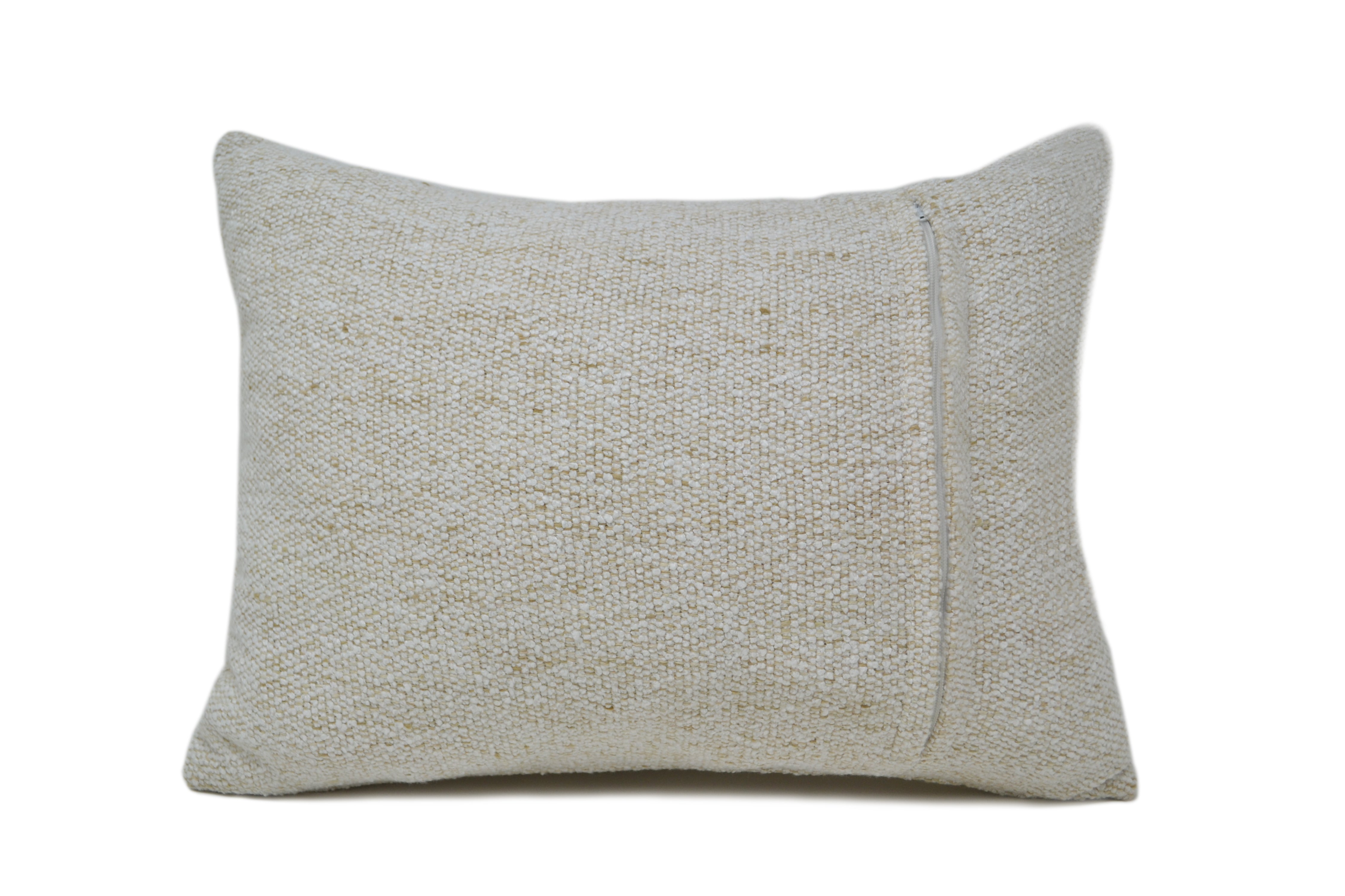 Oatmeal Blouce pillow cover