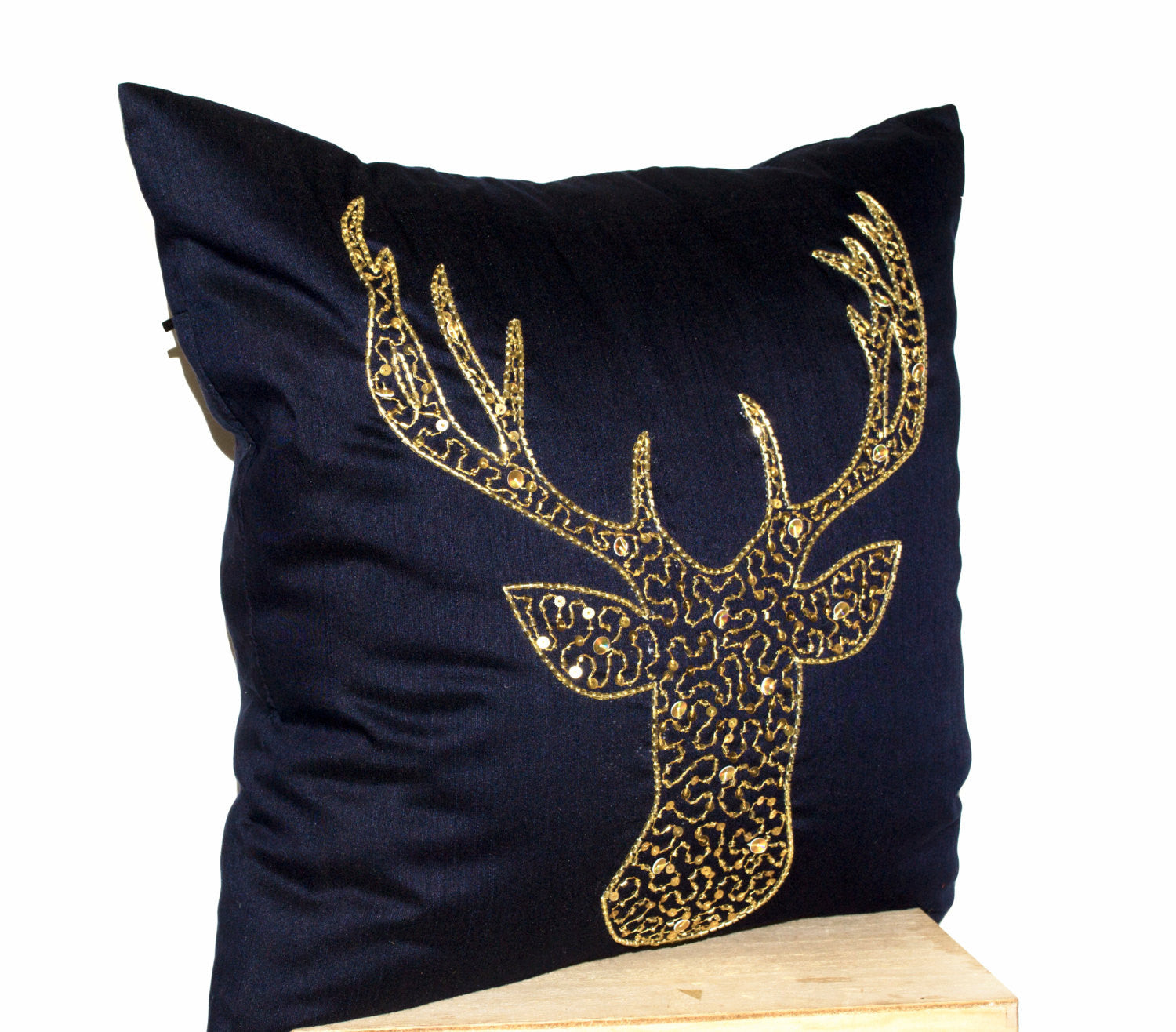 Antler pillow outlet