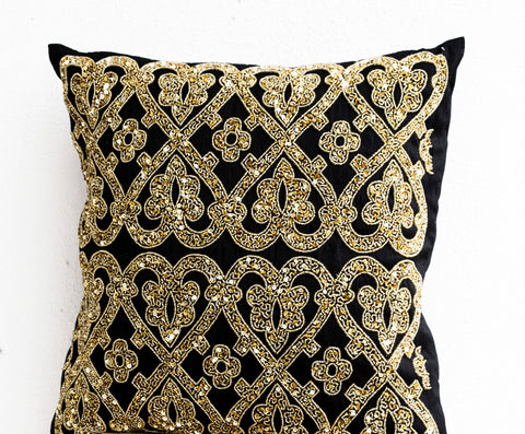 Handmade shiny gold pillow cover with glitter pattern