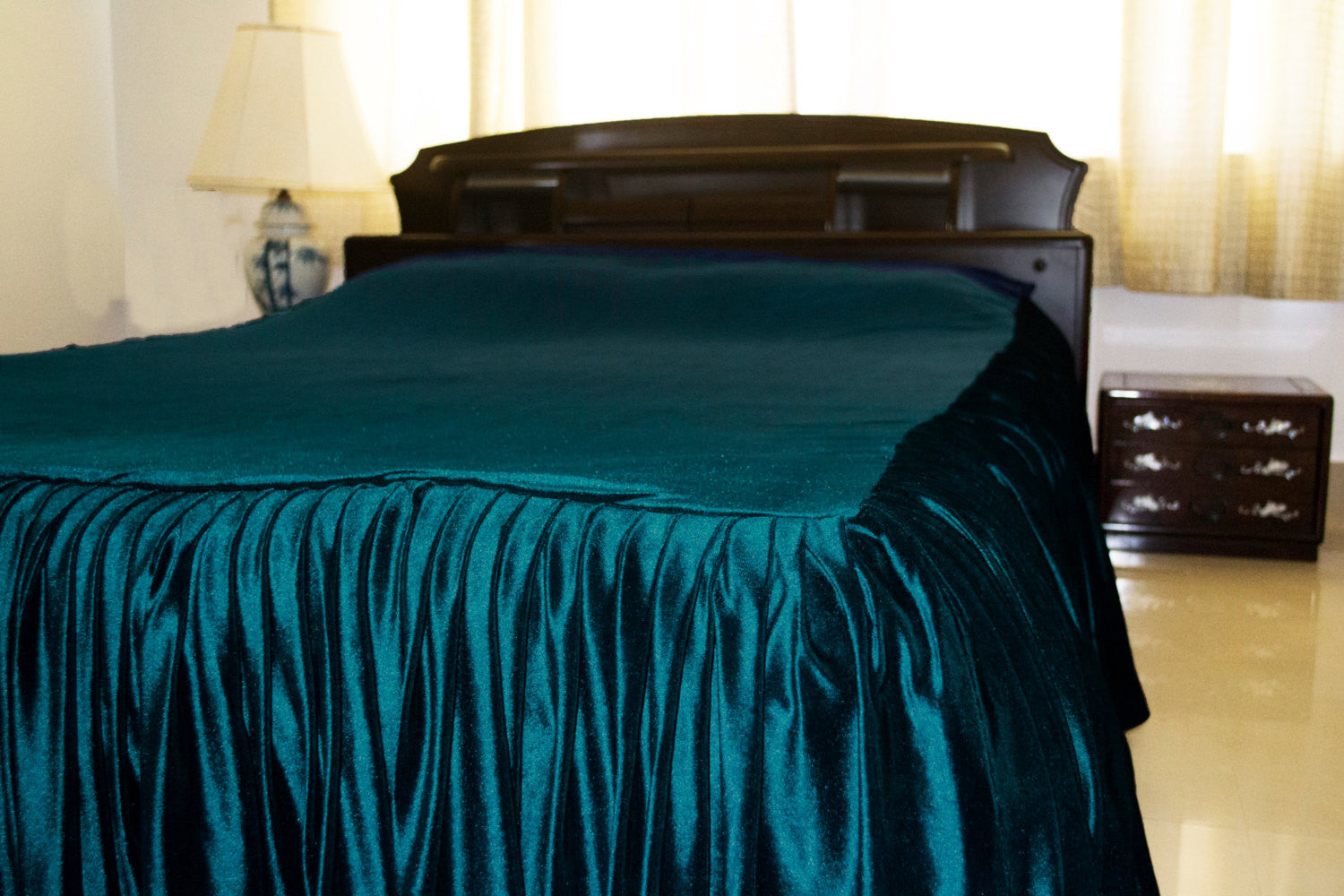 Luxury queen size velvet ruffle bed spread.