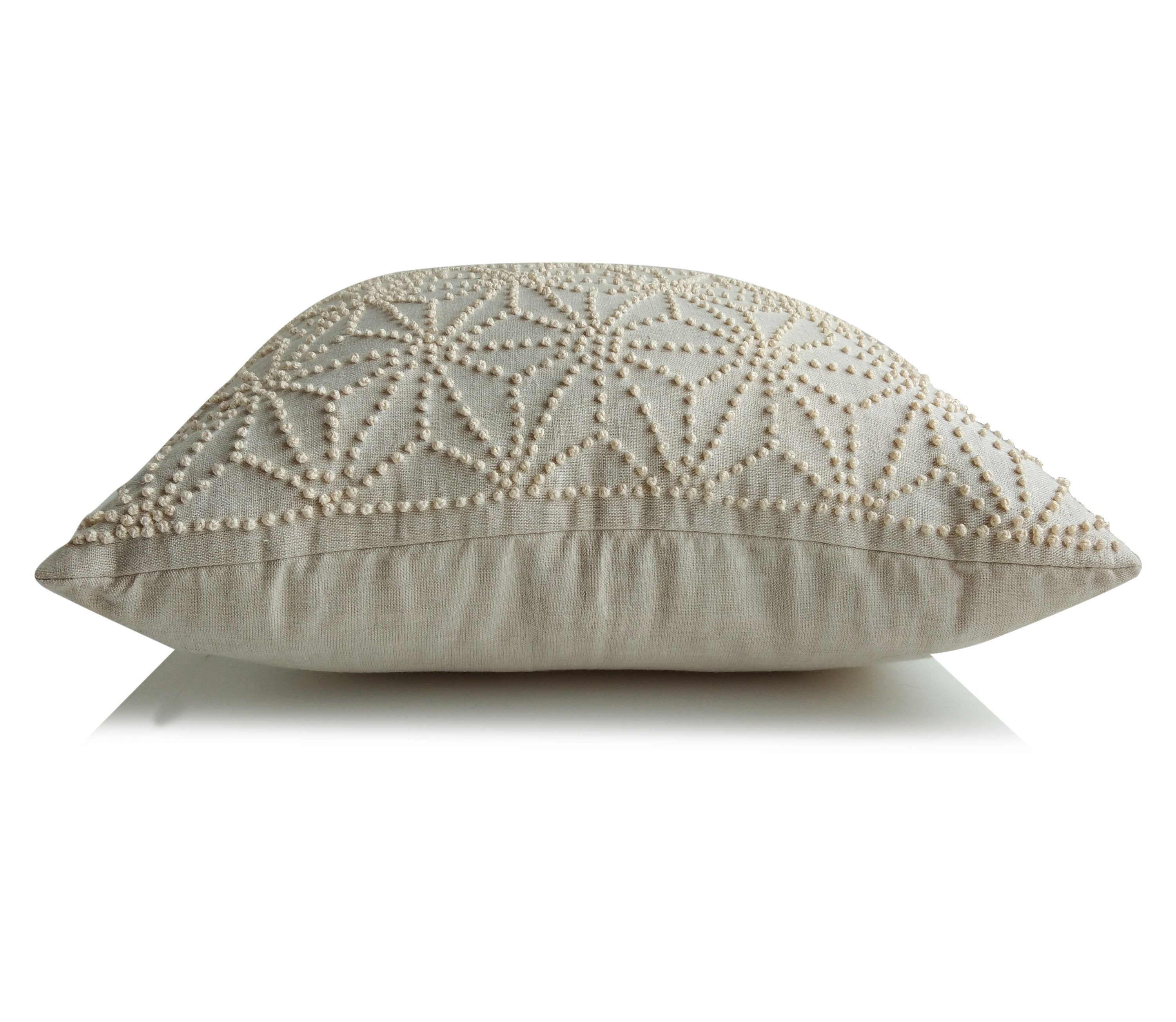 Amore Beaute throw pillow case has the traditional Hemp leaf (Asa no Ha in Japanese) pattern that symbolizes health as it grows fast and straight. 